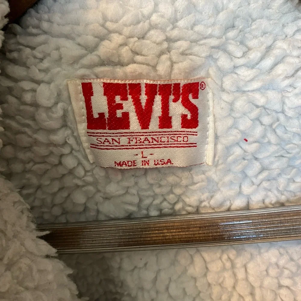 Levi's Light Blue Denim Jacket Sleeve Detail